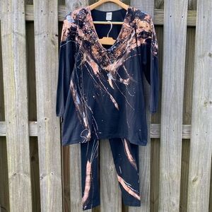 Vintage Plus Sarah Handpainted Originals 2 Piece Set w/ paint design 3X